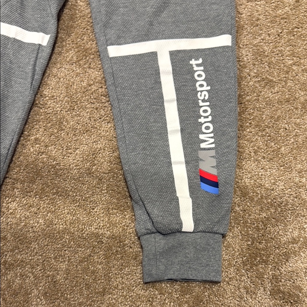 Puma X BMW Sweatpants with bmw Accents and elastic Cuffs and drawstring - Picture 2 of 4